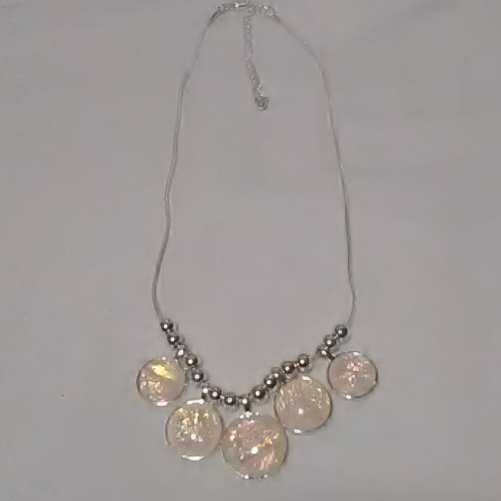 Neklace